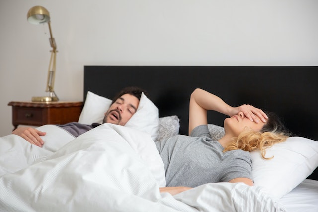 Leia mais sobre o artigo A apneia do sono está ligada a problemas cognitivos mesmo em homens saudáveis, segundo nova pesquisa